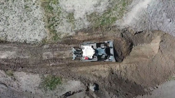Video of two Liebherr PR 776 dozers working at Belle Ayr Mine in Wyoming.